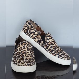 Steve Madden Slip on Leopard print Sneakers